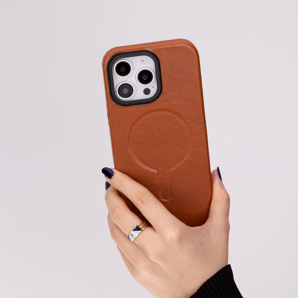 Cullman Leather iPhone 16 Pro Case - Tan - TORONATA