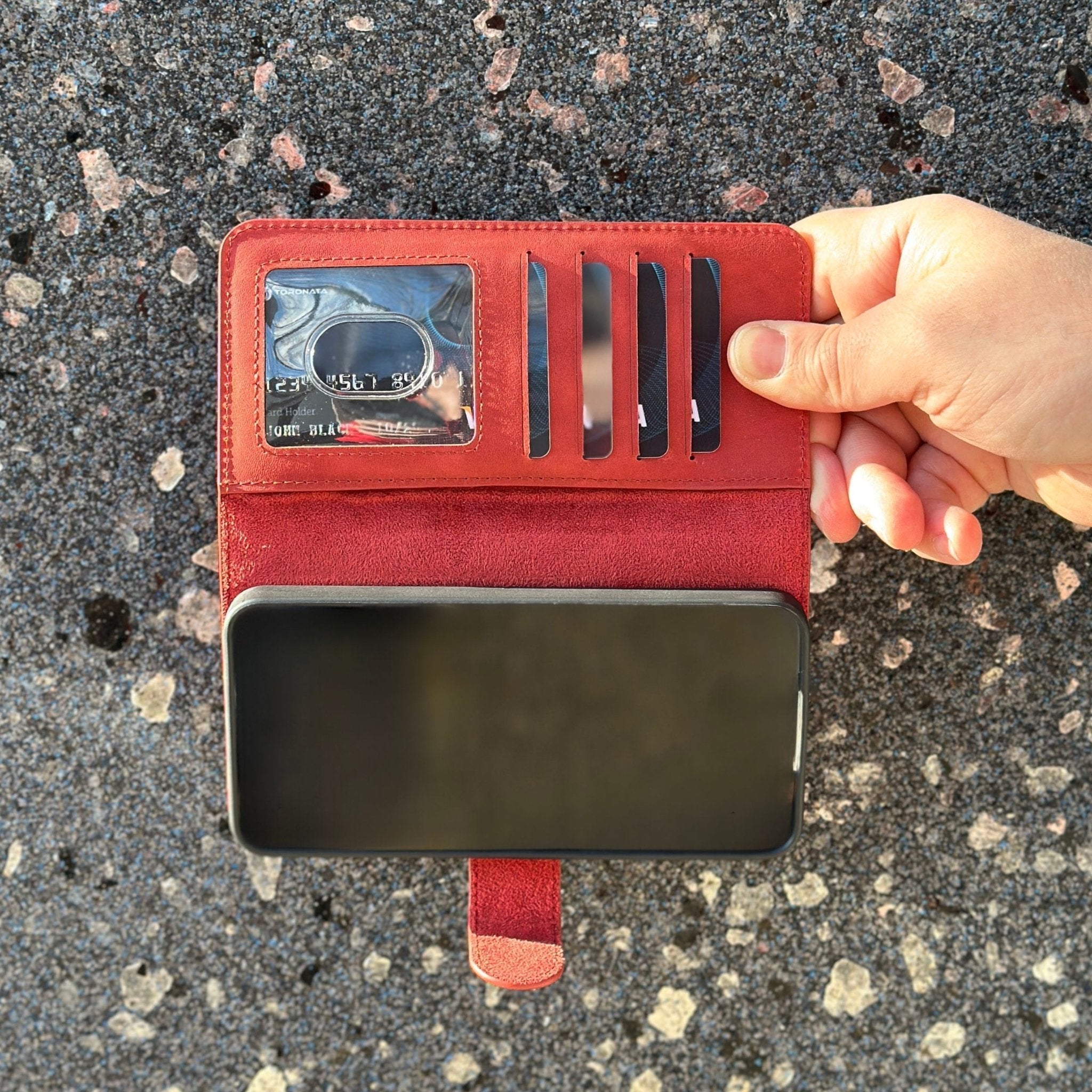 Vegas iPhone 15 Wallet Case | MagSafe-Red---TORONATA