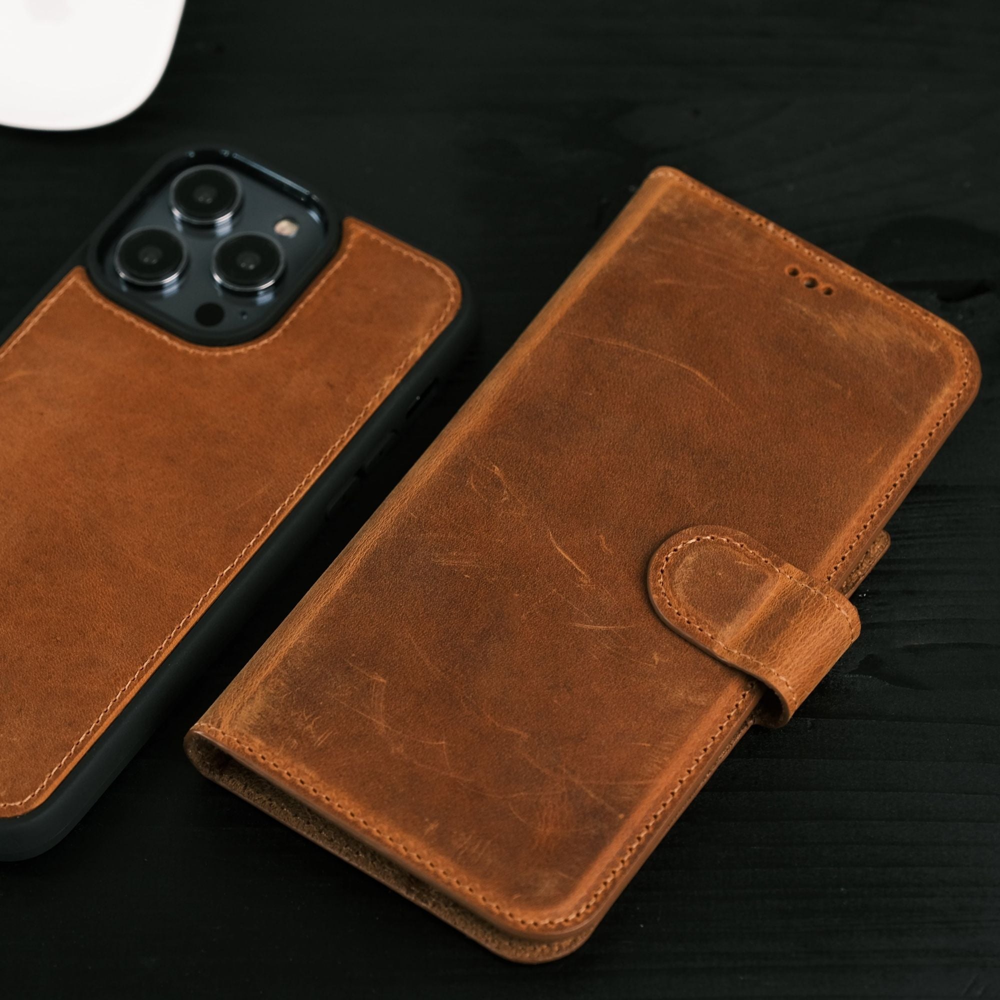 iPhone 15 Pro Max Wallet Case Full Grain Leather TORONATA